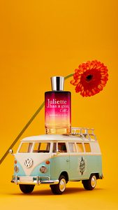 Retouche photo parfumerie, marque Juliette Has A Gun